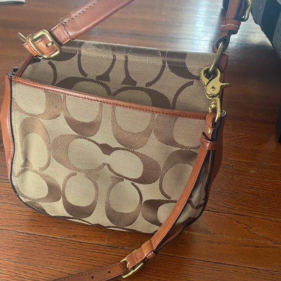 Coach Handbag - Picture 4 of 4